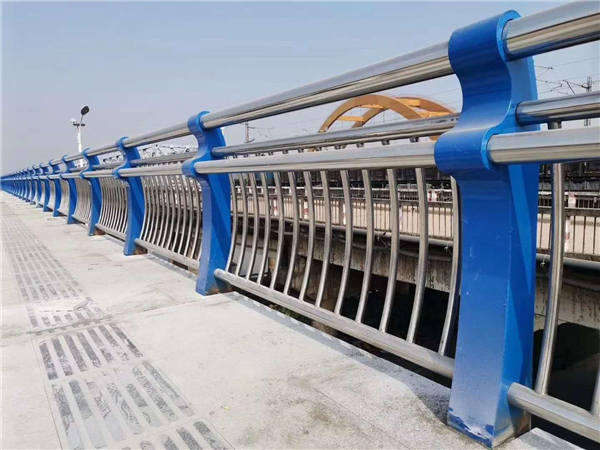綦江304不锈钢复合管护栏的生产工艺揭秘